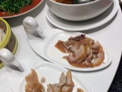 -皇城根·鲁菜济南菜·吊炉烤鸭·炒鸡鱼头(济南旗舰店)