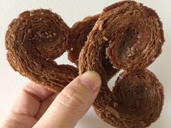 巧克力味蝴蝶酥-上海哈尔滨食品厂(长宁龙之梦购物公园店)