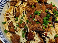 招牌辣肉干拌面-辣肉面大王(天平路店)