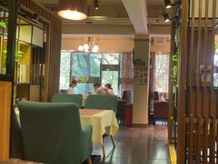 -意卡菲·欢乐聚会餐厅(华侨店)
