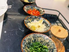 -红鼎豆捞·非遗鲍皇汤火锅(宝丰路店)