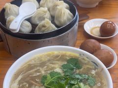 -罗卜李包子羊肉汤