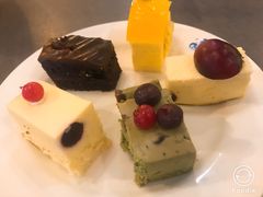 -小天鹅戴斯酒店鲸鲨百汇创作料理