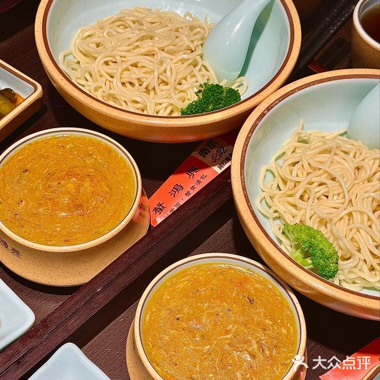 秋天的第一碗蟹黄面要来这家吃！
