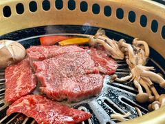 -炼火烤肉店