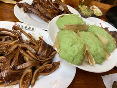 -老鼎万春卤菜(五代传承创始老店)