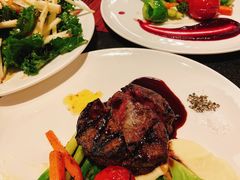 -WOLFGANG PUCK KITCHEN & BAR(迪士尼小镇店)