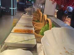-金滏山·烤肉海鲜火锅自助(襄阳万达店)