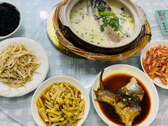 -天乐农家鱼头王(天目湖店)
