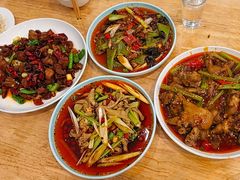 -雷祖芳老妈蹄花店
