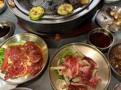 -围炉肉舍丹东海鲜烤肉·烤活鳗(步行街店)