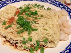 葱油三虾拌面-老头儿油爆虾·知味杭州(爱琴海购物中心)