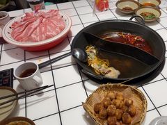 -伍师兄市井火锅(东部星悦天地店)