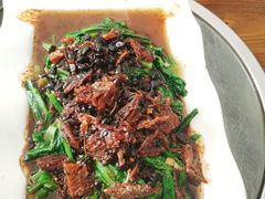 -明月食府(二区干二路店)