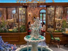 -秘密旅行Bonjour(黑金冠 江南西店)