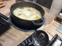 -呷哺呷哺(新世界百货望京店)