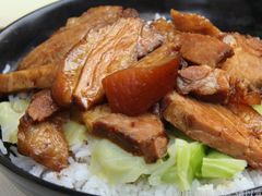尖椒腩肉饭-化州大众美食城(宝安老牌店)