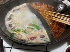 -伍师兄市井火锅(东部星悦天地店)