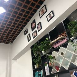 -V8潮牌·接发烫染连锁