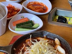 -喇喇排骨火锅·传统韩式脊骨汤(望京西园总店)
