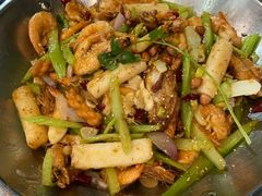 干锅排骨虾-宏利土菜馆(马山店)