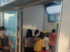 -喜茶(滨江宏岸店)