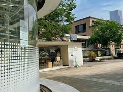 -HUGS coffee(东区店)