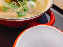 -小蛮椒麻辣烫·麻辣拌(青浦宝龙店)