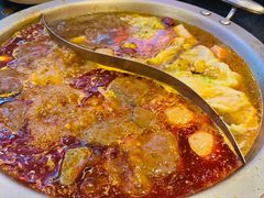 -沸炉重庆老火锅(军事博物馆店)