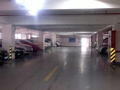 场地-淞虹路P+R停车场