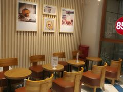 -85度C(生甜甜圈研究工坊·上海局门店)