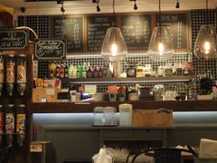 -Benjamin Browns Bistro & Bakery