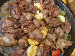 -老东镇啤酒屋海鲜加工·蒸汽海鲜·海鲜烧烤(台东店)