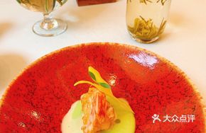 Emerald Pea Puree Creamy Shrimp