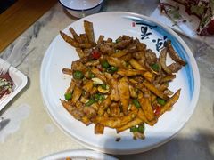 -大胡同天津菜·海肠捞饭·津门皮皮虾锅贴一绝(西姜井店)