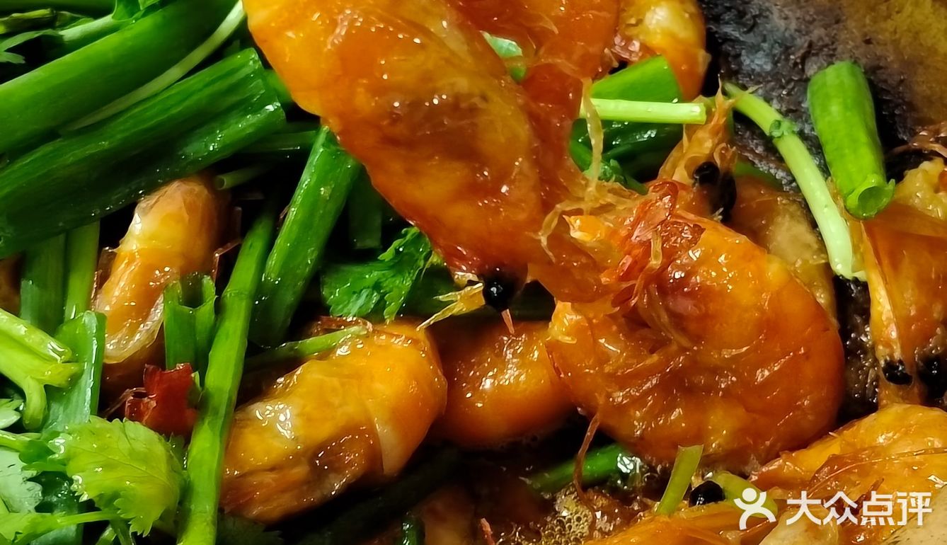 抵食夹大件的煲仔菜～秋哥美食