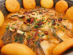 胶东鱼锅贴饼子-山东宾馆·齐鲁苑餐厅