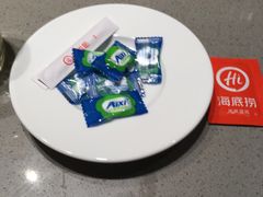 -海底捞火锅(金山百联店)