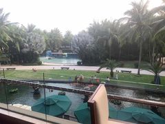 -三亚湾海居铂尔曼度假酒店