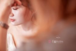 -艾米丽婚纱礼服