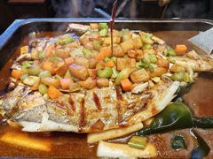 -里岛烤鱼(东港凯虹广场店)