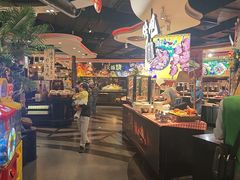 -四海一家自助餐(益田假日广场店)