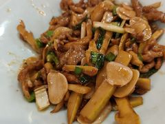 -宏状元现熬粥·京味菜(黄寺大街店)