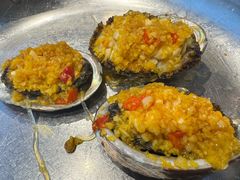 蒜蓉蒸鲍鱼-必点海鲜·海肠捞饭·鲅鱼水饺(滨江道店)