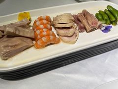 -HOMES上海本帮菜(襄阳公园店)