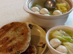 砂锅鱼丸-老北京馅饼粥(西单店)