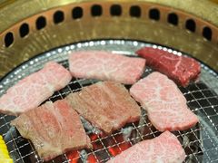 -山川小町·极番烧肉(新地假日广场店)