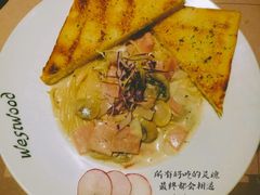 奶油蘑菇培根意面-遇见西木美式餐厅(体育路店)