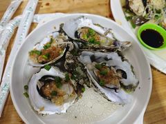 蒜蓉蒸生蚝-滑记海鲜饭店·老字号(海鲜街店)