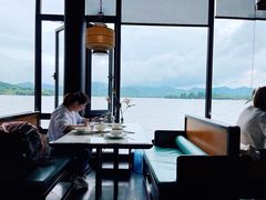 靠窗位-柳莺湖上·湖景餐厅·江南菜(西湖店)